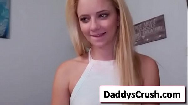 Blondie gorgeous girl in sex tape