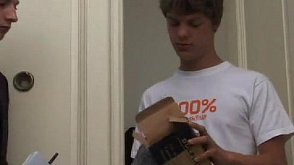 Entrega A Un Muchacho