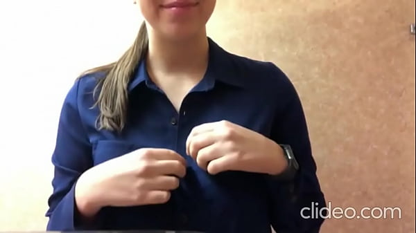 Amiga me ense&ntilde;a sus tetas por whats