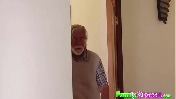 Caugth Stepmom With Toy in Pussy