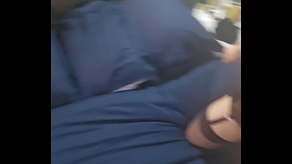 Cc mon ch&eacute;ri envie de venir t'occuper de mon petit cul 