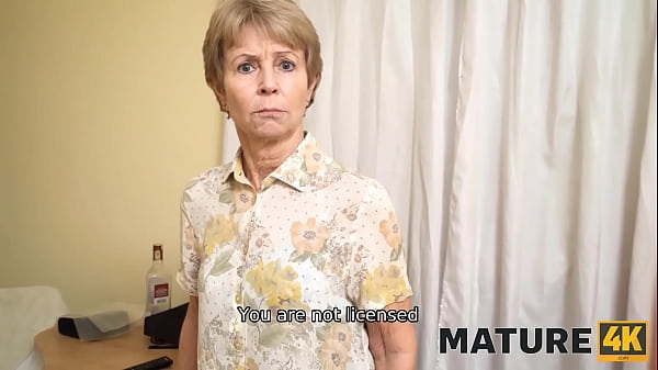 MATURE4K. Granny woman cant endure carnal desires and has sex with man