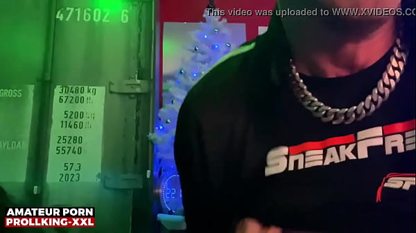 PROLLKING XXL - BIG LOAD FOR THE SLUT 