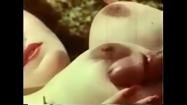 BIG BOOBS OF LAURA SANDS