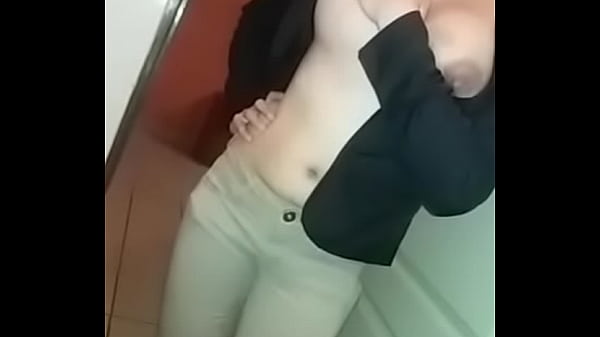 GABY INVITACION A COGER