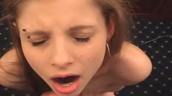 Skinny Girl Sucking Big Cock In Hotel Room