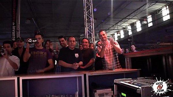 Noemilk public sex - Sexo en el Salon Erotico de Levante con Noemilk