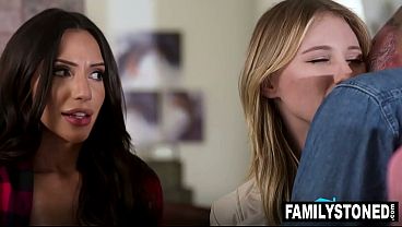 An unsuspecting Hime Marie joins her BFF Melody Marks fam for a nice holiday