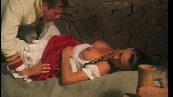 Carmen a beautiful prisoner to fuck in the cell