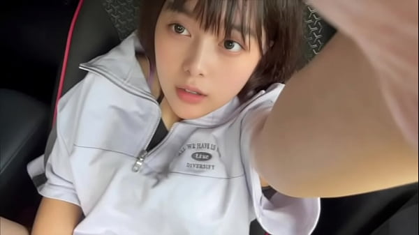 【車内オナニー】愛液がいっぱいでました。 誰か車の中で一緒にシませんか？