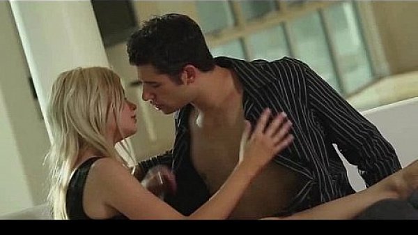 Amateur Porn With A Hot Real Beauty ()