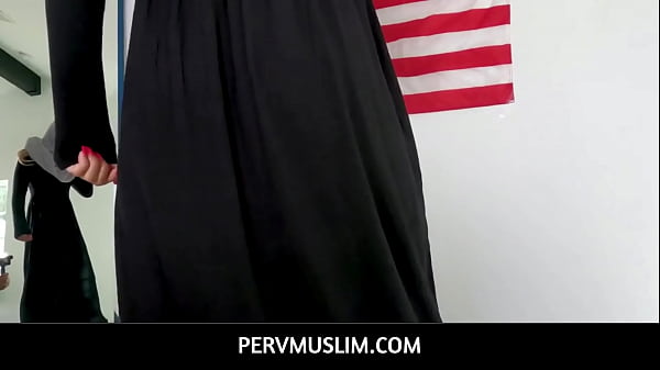 Olympian Teen In Hijab Fucks Her Trainer