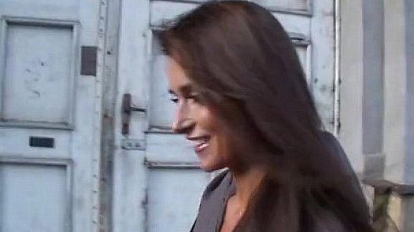 Hot amateur couple and orgasm leading fuck in Jacuzzi