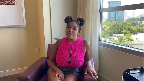 Your Girlfriend's Thick Little Sister Removes The Condom So You Can Creampie Her