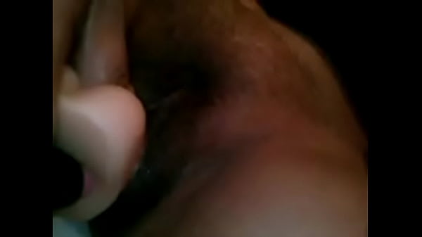 compa&ntilde;era de trabajo con dildo