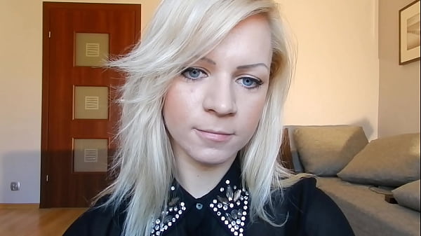 Jesika 22 Yr Old Blonde Non-Nude SFW Webcam