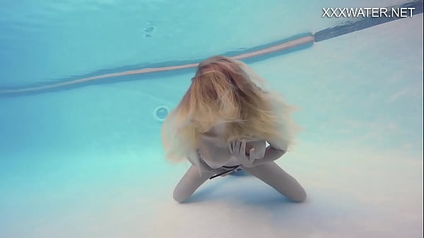 Blonde big tits long hair Sophie Murena enjoys pussy in the pool  