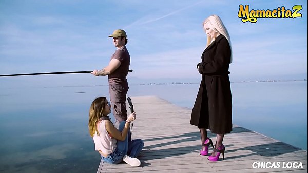 MAMACITAZ - I've Watched How My BFF Has Sex And I Couldn't Help Myself To Come Closer To Them - Georgie Lyall And Frida Sante