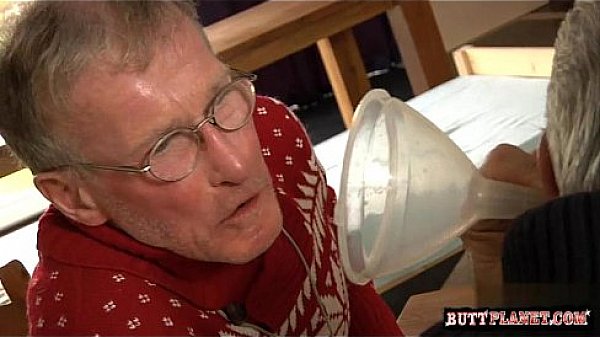 Tettona amatoriale seduction