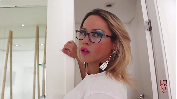 Lohanny, que que &eacute; isso ? What&acute;s this ???