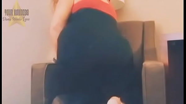 Heels and ass fetish