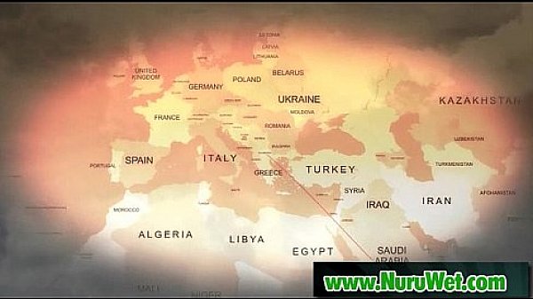 Hot babe gives pleasure to client in nuru massage  07  