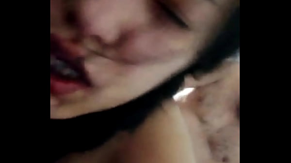 lindos gemidos de esta zorra en red