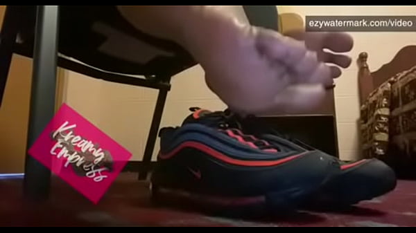 Shoe cleaning boy needed