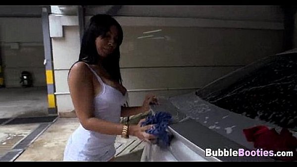 Latina bubble ass slut