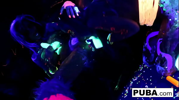 Hot babes lick each other  