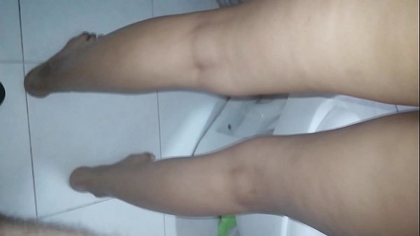 my girlfriend is sick with the virus and wants milk  