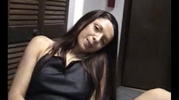 Hot girl masturbates with hammer