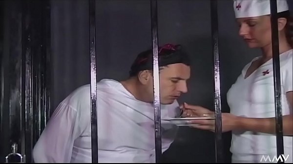 Die Psycahatrie ist ein Genuss - man treibt da was man treiben mu&szlig; .. Janine la Teen 