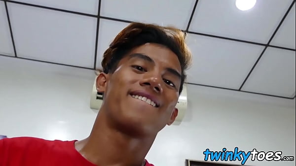 Feet playing teen solo masturbation 