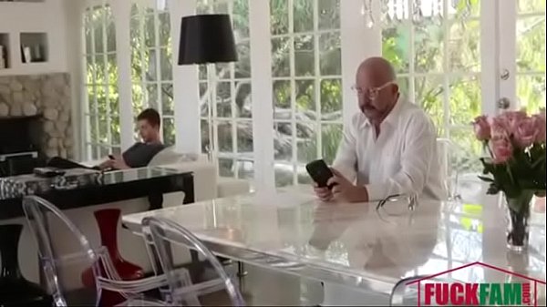 Britney Amber In Big Tit Helps Me Cum