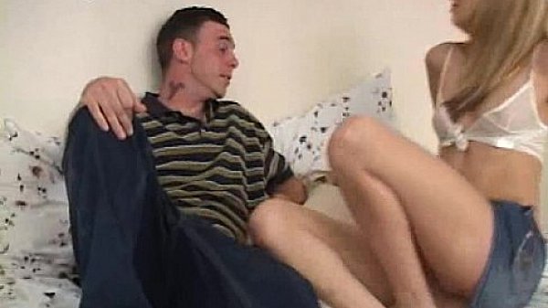 EasyDater - Bree Olson look alike steals her roommates boyfriend and gets caught 