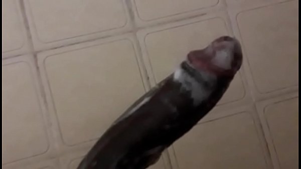 punheta com novinho tatuado