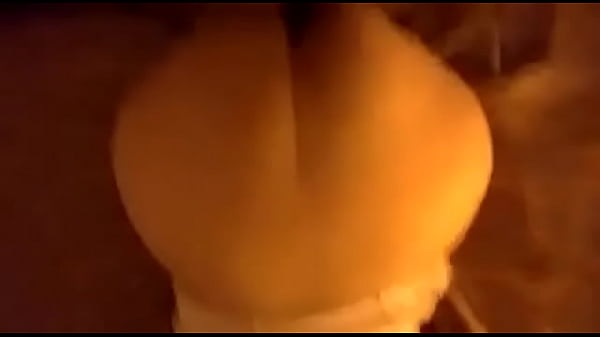 Cogiendo a mi amiga madura de perrito  