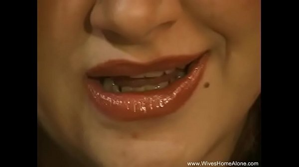 Housewife And Her Favorite Dildo