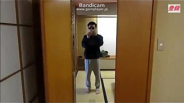 Japanese gay boy syamu is dancing.