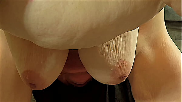 Big booty mature milf woman  showing off and flashing her fat juicy ass and plump pussy in tight booty shorts