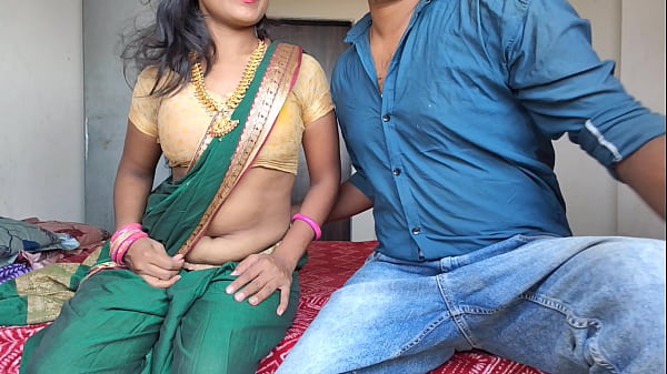 पड़ोस वाली भाभी को देवर ने मिलकर चोद दिया