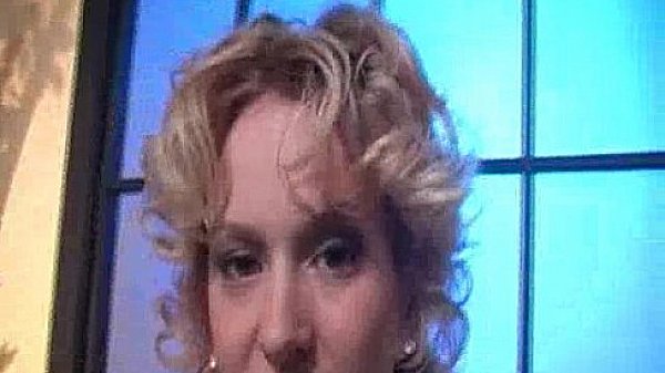 Pregnant blonde Sucks Big Black Cock