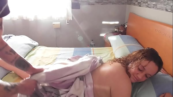 Mi masajista se corre dentro