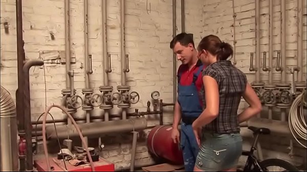 Horny woman took a dick for her pussy