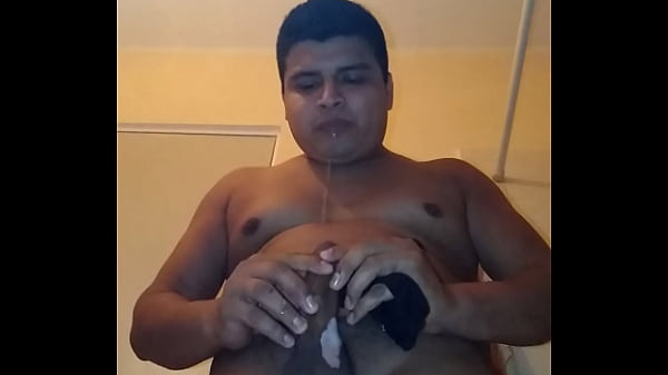 Masturbaci&oacute;n whit tanga blakc