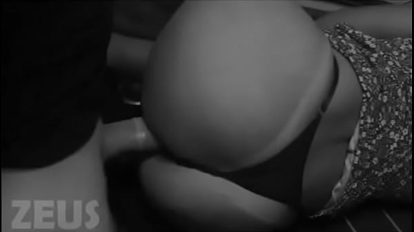 COMENDO A ESPOSA NA FRENTE DO MARIDO FILMANDO