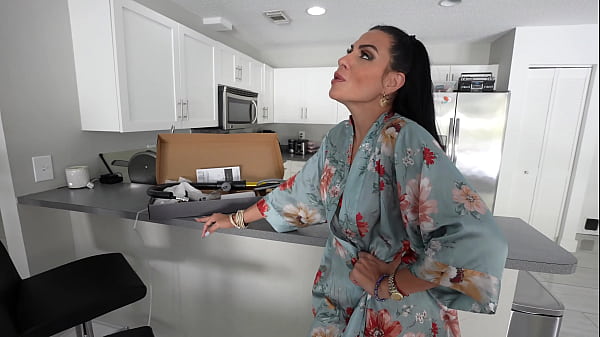 Latina Neighbor Is A Slut For BWC