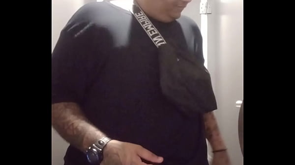 Brij High Rise Mall Dark Clothing Pissing 3.0