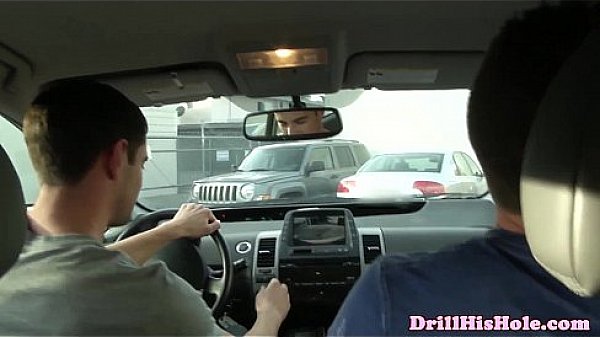 Anal loving bottom hunk gets spitroasted  